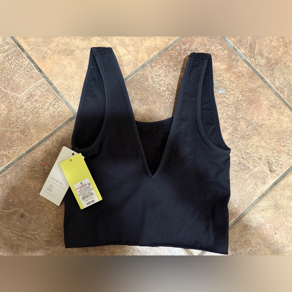 Sweat resistant sports bra size small